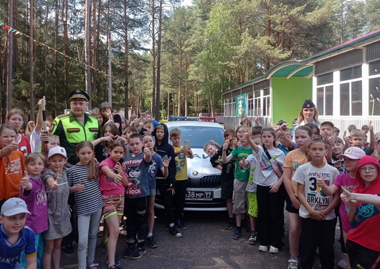 Военные автоинспекторы ЦВО провели профилактическое занятие со школьниками Кировской области