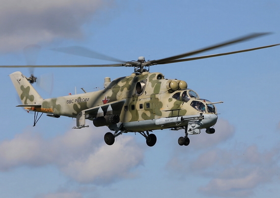 Вертолетчики ЦВО выполнили учебно-тренировочные полеты в Новосибирской области
