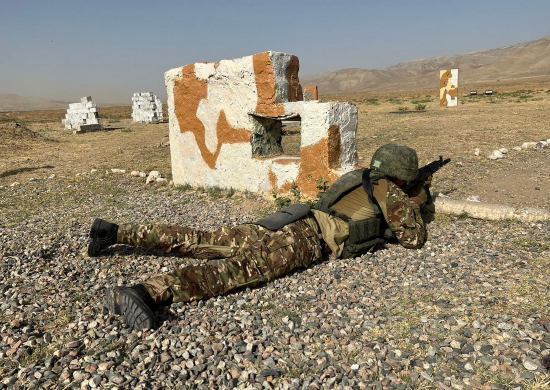 Артиллеристы ЦВО в Таджикистане выполнили упражнения контрольных стрельб