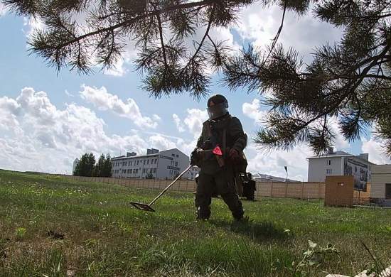 Инженеры ЦВО установили минно-взрывные заграждения  в ходе занятия в Кемеровской области