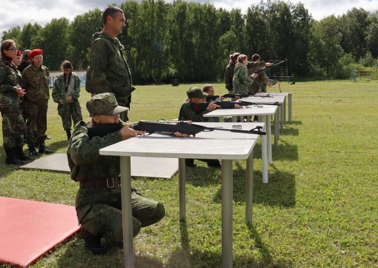 Юнармейцы из Новосибирской области приняли участие в военно-патриотической смене «Особое назначение»