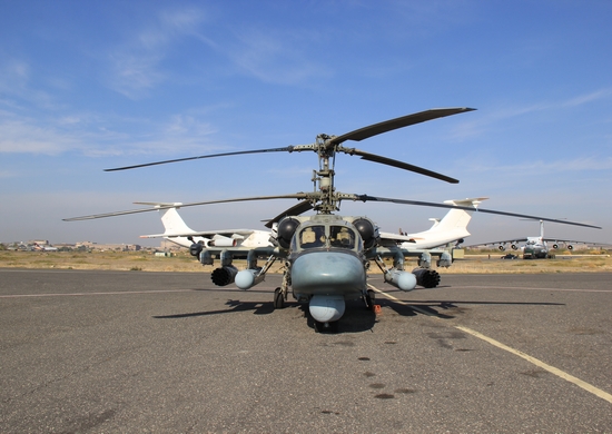 Командный состав авиабазы ЮВО в Армении проверил работу инженерно-технической службы