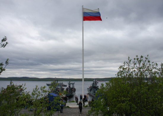 На Северном флоте проходят мероприятия, посвященные Дню флага России