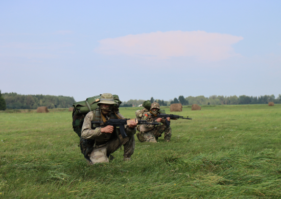 В Белоруссии на учении ОДКБ «Боевое братство-2023» разведчики выдвинулись в районы выполнения учебно-боевых задач