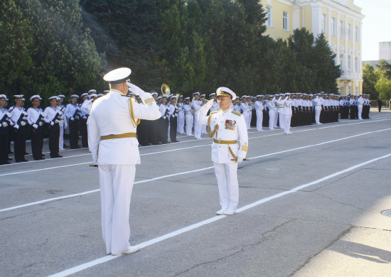 В Севастополе курсанты Черноморского высшего военно-морского училища имени П.С. Нахимова приняли Военную присягу