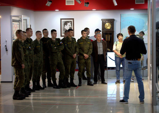 Военнослужащие армии ВВС и ПВО посетили музей ВВС Северного флота в гарнизоне Сафоново