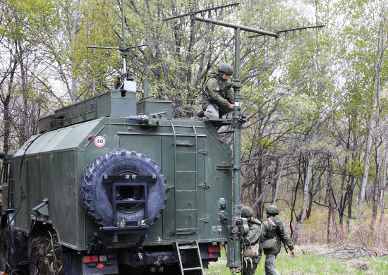 Военнослужащие подразделений РЭБ Восточного военного округа провели специальную тренировку на местности