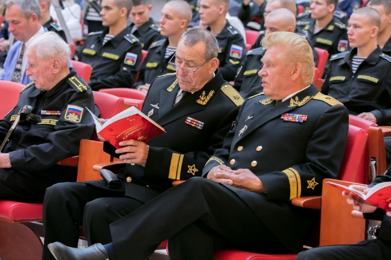 Главком ВМФ России поприветствовал участников Дня военно-морских знаний в Президентской библиотеке