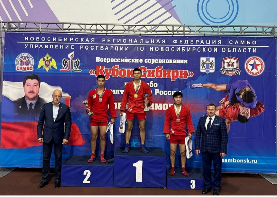 Курсанты Тюменского ВВИКУ стали победителями и призёрами на соревнованиях по самбо «Кубок Сибири»