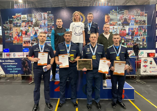 Сборная Челябинского филиала Военно-воздушной академии победила на чемпионате ВКС России по гиревому спорту
