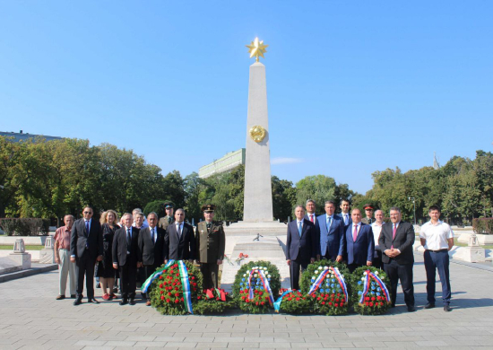 В Венгрии на мемориале «Керепеши» перезахоронили останки десяти советских воинов