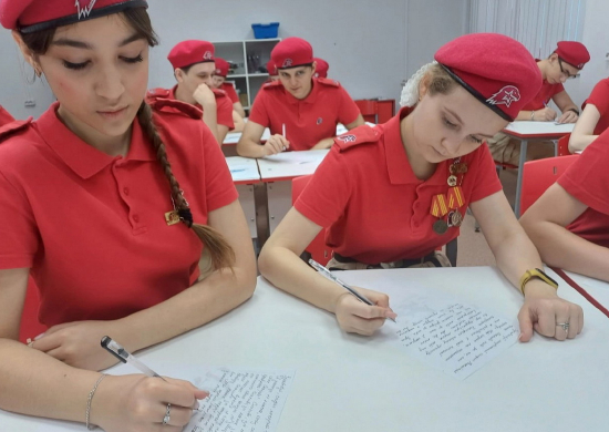 Юнармейцы из Мордовии присоединились к патриотической акции «Письмо солдату»