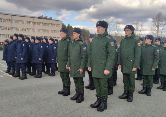 Первая отправка призывников ЦВО к местам службы состоялась  в Свердловской области