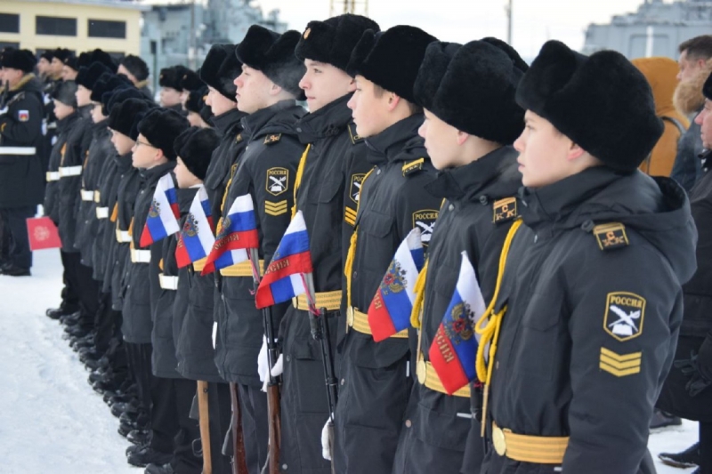 Пятиклассников Североморского кадетского корпуса посвятили в морские кадеты