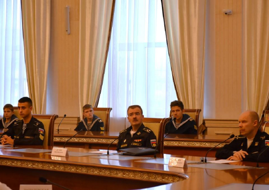 Представители Тихоокеанского высшего военно-морского училища провели профориентационную работу в Новосибирской области