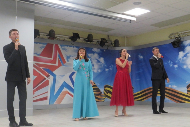 Творческие коллективы выступили перед призывниками на сборном пункте Республики Татарстан