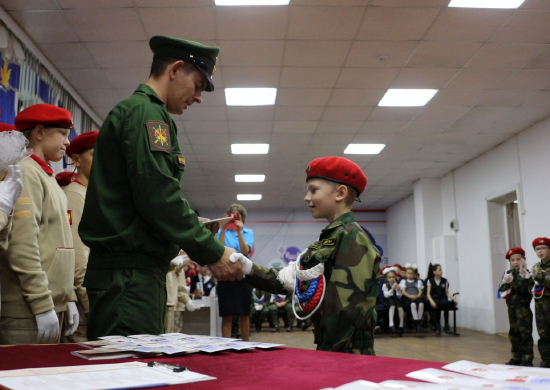 В Амурской области порядка 120 школьников вступили в ряды всероссийского детско-юношеского движения «Юнармия»