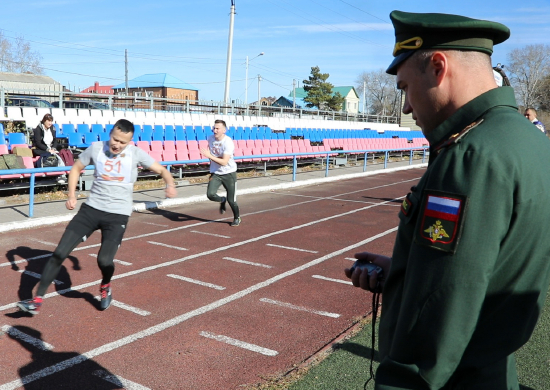 В Амурской области военнослужащие Восточного военного округа завершили сдачу проверки по физической подготовленности