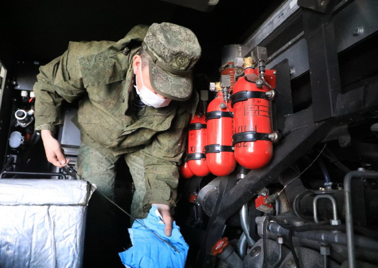 В Дагестане морские пехотинцы КФл начали подготовку ВВТ к зимнему периоду эксплуатации