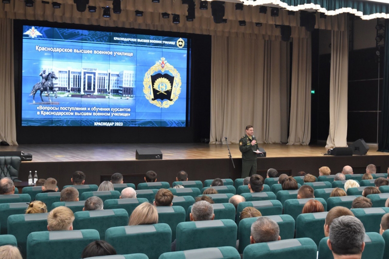 В Краснодарском ВВУ имени генерала армии С.М. Штеменко состоялся День открытых дверей