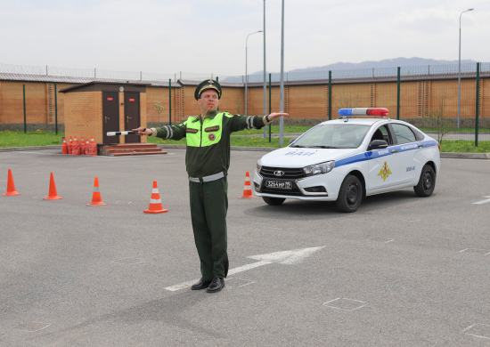 В Волгоградском гарнизоне ЮВО проходит месячник безопасности дорожного движения