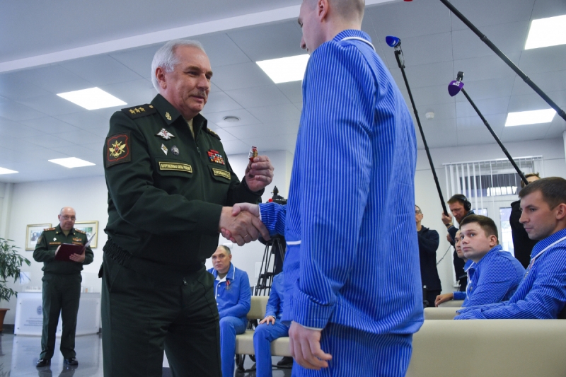 Замминистра обороны РФ Горемыкин провел прием с раненными в ходе СВО военными
