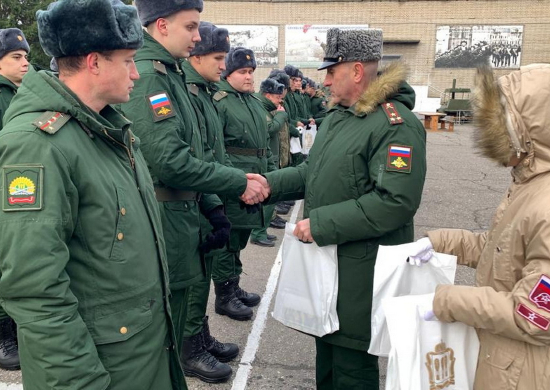 Более 100 новобранцев из Пензенской области отправились в войска  в День призывника