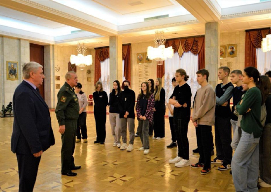 Музейно-исторический комплекс Академии Генштаба открыл свои двери для московских школьников