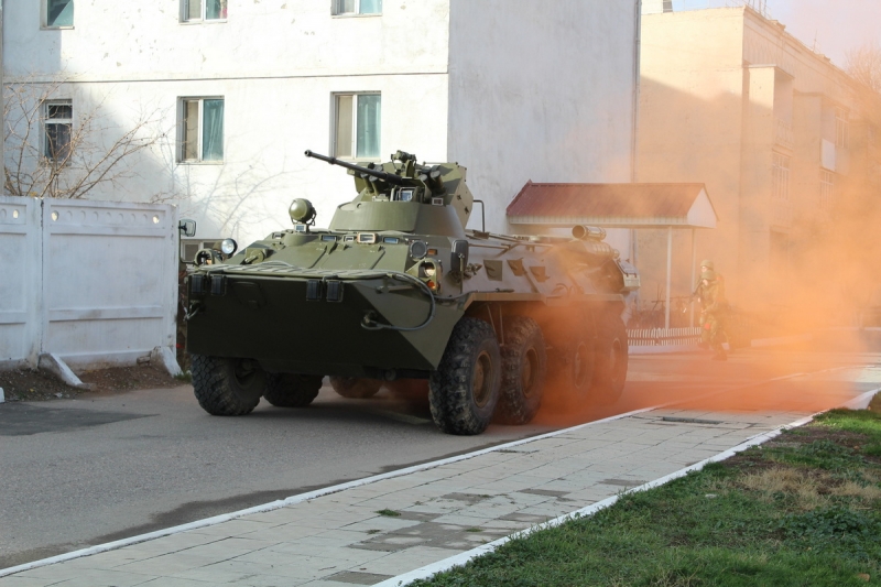 Российские военнослужащие отразили нападение «противника»  на военные объекты в Киргизии