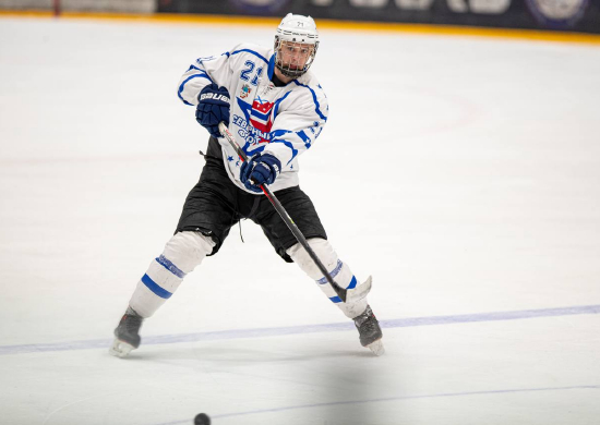 Сборная Северного флота начала своё участие в чемпионате ВС РФ по хоккею с победы