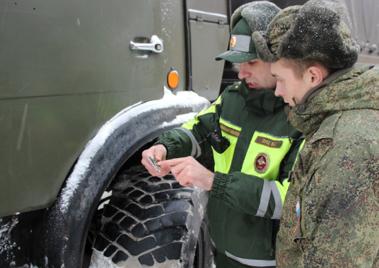 Сотрудники ВАИ проверят готовность служебного и личного автотранспорта военнослужащих ЮВО в Армении к зиме