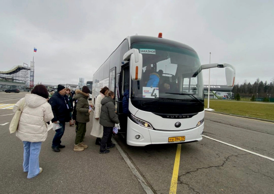 Участники СВО и их семьи отправятся в парк «Патриот» на автобусах рейса «Время героев»