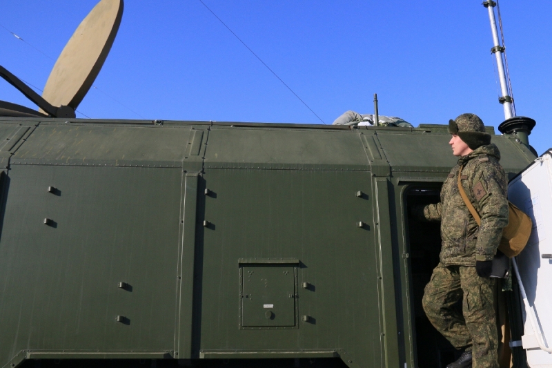 В Амурской области военнослужащие соединения управления ВВО провели радиотренировку