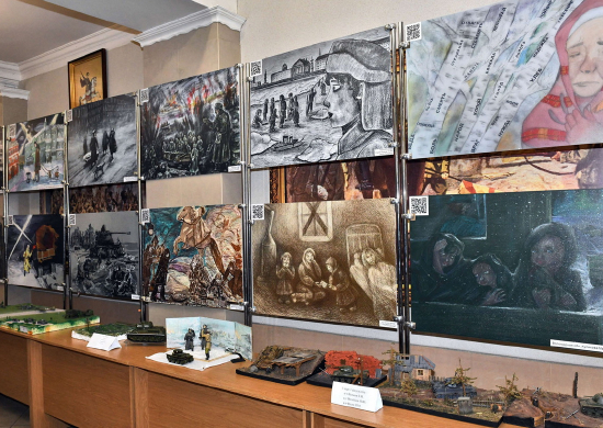 В Челябинском филиале Военно-воздушной академии открылась выставка, посвящённая 80-летию прорыва блокады Ленинграда