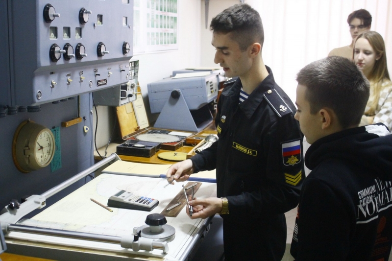 В Черноморском высшем военно-морском училище имени П.С.Нахимова прошел День открытых дверей