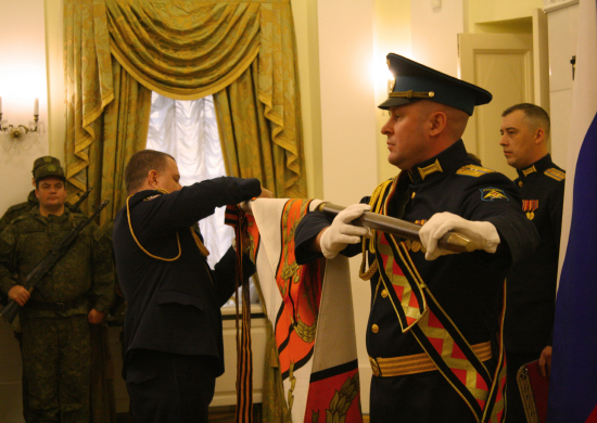 В республике Карелия состоялась торжественная церемония вручения почетного наименования «Гвардия» истребительному авиационному полку