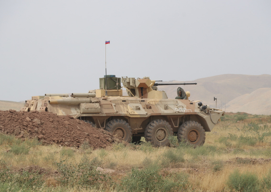Военнослужащие российской военной базы в Таджикистане провели более 100 тренировок по антитеррору в летнем периоде обучения