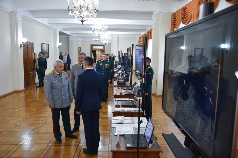 Замминистра обороны Николай Панков поздравил Военный университет со 104-й годовщиной