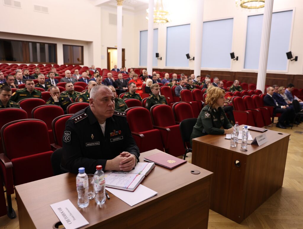 Минобороны России подвели итоги 2023 года по эксплуатационному содержанию и обеспечению коммунальными услугами воинских частей и организаций