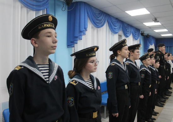 Юные моряки из Новосибирска готовятся стать балтийскими курсантами