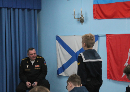 Юные моряки из Новосибирска готовятся стать балтийскими курсантами