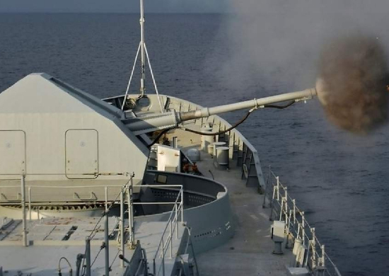 Малый ракетный корабль «Наро-Фоминск» выполнил артиллерийские стрельбы в Балтийском море
