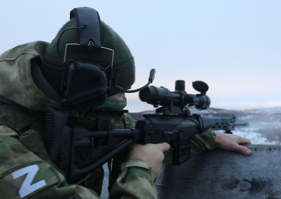 Морские пехотинцы Северного флота совершенствуют боевую выучку в условиях Заполярья
