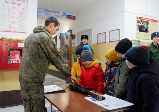 В мотострелковом соединении ЮВО в Волгоградской области прошел День открытых дверей