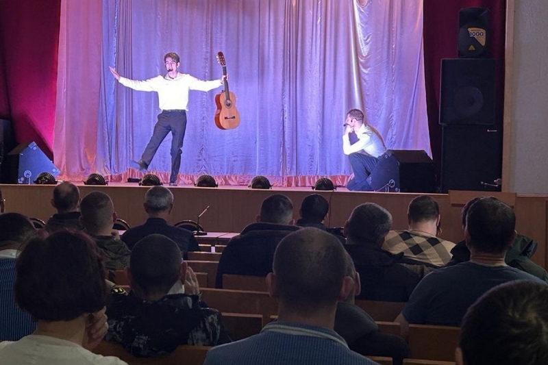 В Самарском военном госпитале прошел театрализованный концерт для участников СВО