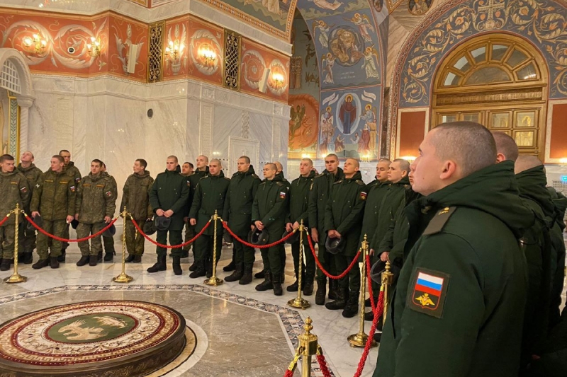 Более тысячи военнослужащих Волгоградского территориального гарнизона ЮВО встретили Рождество Христово в храмах воинских частей