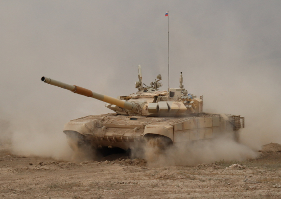 Российские экипажи танков Т-72Б3М уничтожили бронетехнику и живую силу условного противника в горах Таджикистана