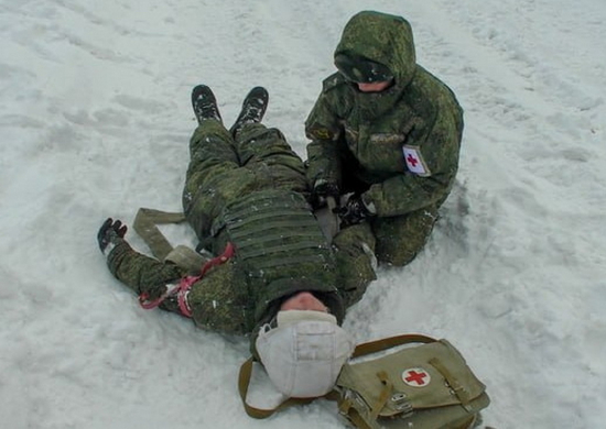 С военнослужащими ЦВО в Екатеринбурге проведено занятие по тактической медицине