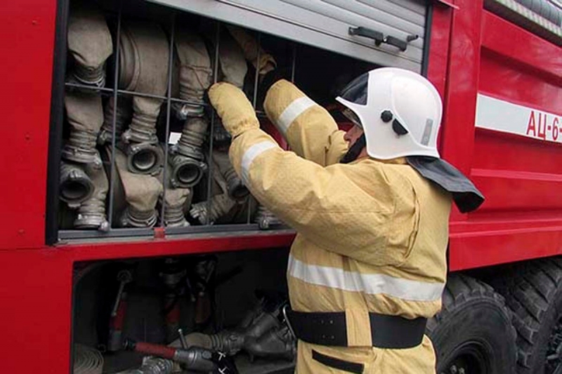 В воинских частях и подразделениях ЦВО в Сибири состоялись тренировки пожарных расчётов по локализации очагов пожаров