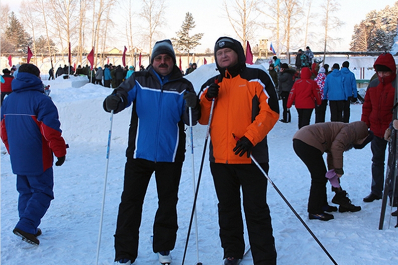 Военнослужащие ЦВО в новогодние праздники приняли участие в лыжных гонках